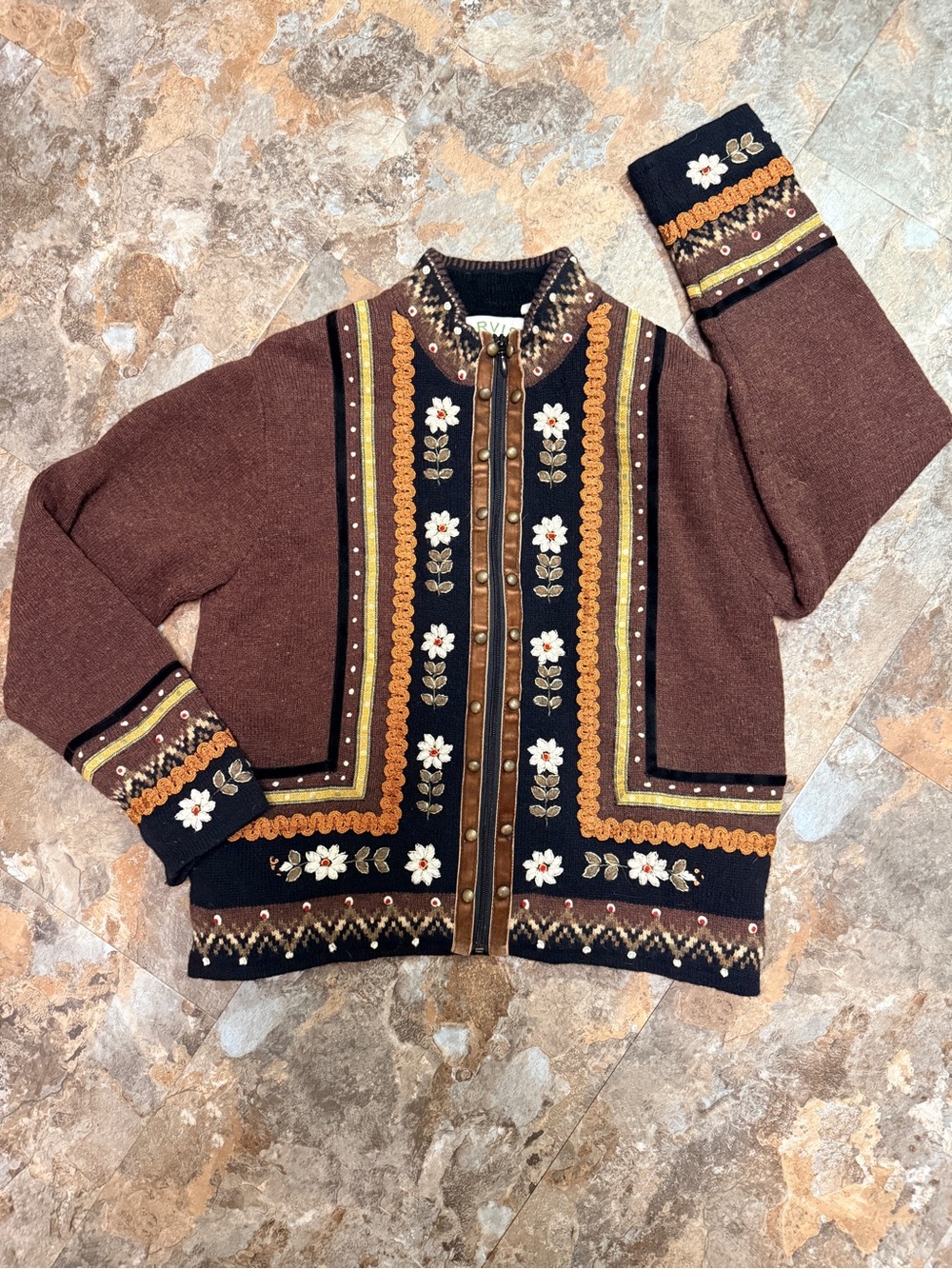 Vintage Orvis Embroidered Floral Brown Zip front cardigan with side zip pockets